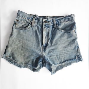 Levis Shorts Size 26